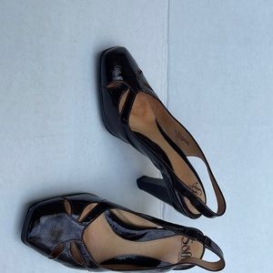Soft size 5 patent leather burgundy 2 1/2 inch heel